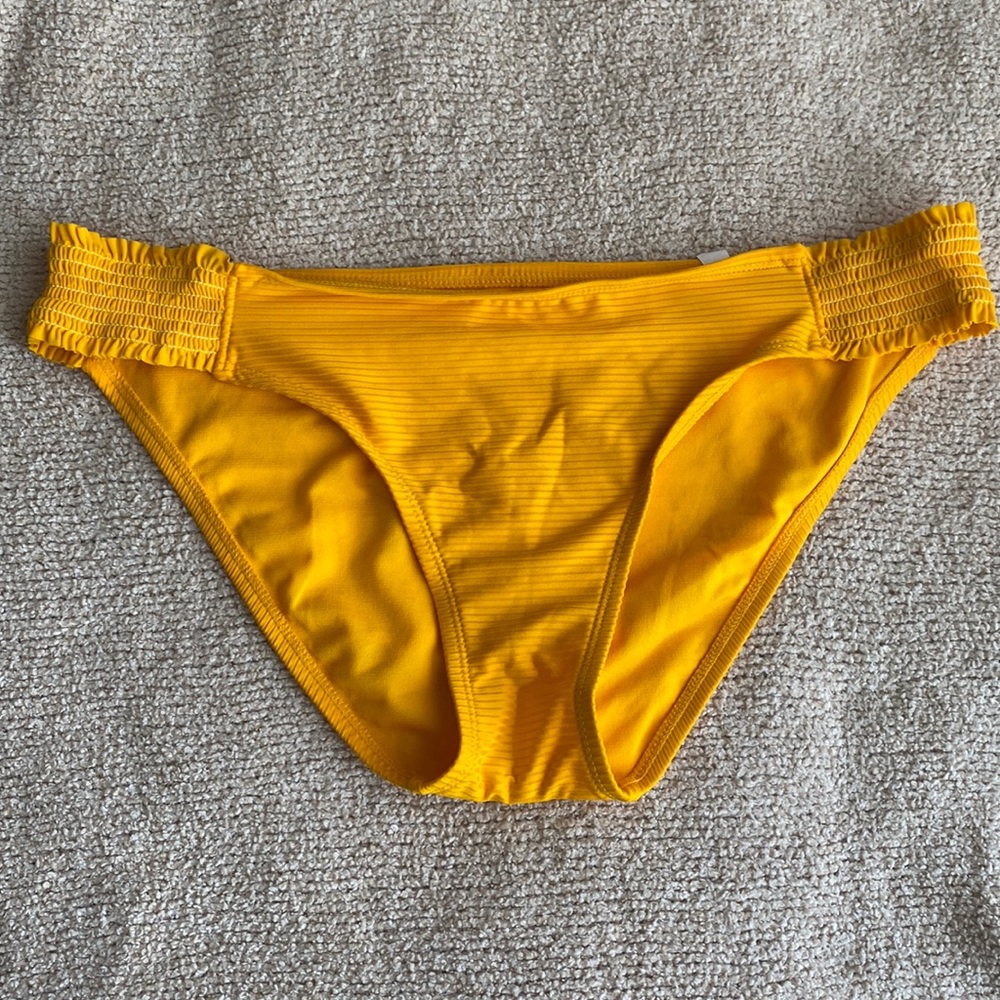 Target Shade & Shore swim bottom, size L